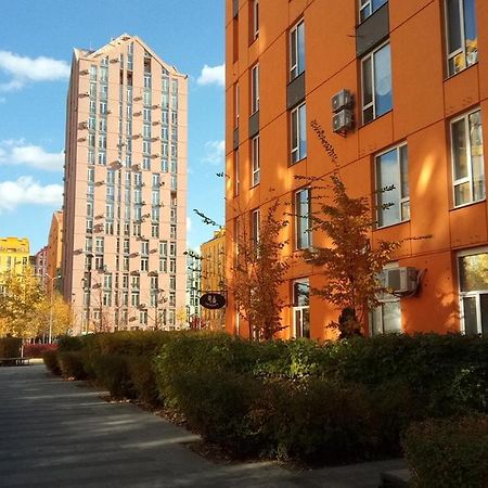 Positive Smile Studio Apartment In The Colorful Comfort Town Residental Complex. Kt-06. Kiev Exterior foto