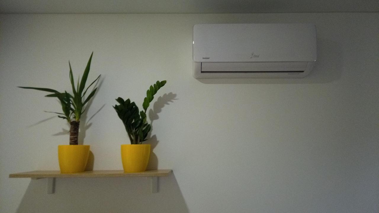Positive Smile Studio Apartment In The Colorful Comfort Town Residental Complex. Kt-06. Kiev Exterior foto